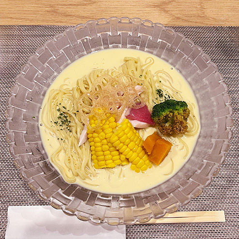 麦×鶏／冷やしコーンスープ麺